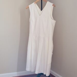 Theory Women's V-Neck Sleeveless Linen Blend White Minimalist  Beachy Dress